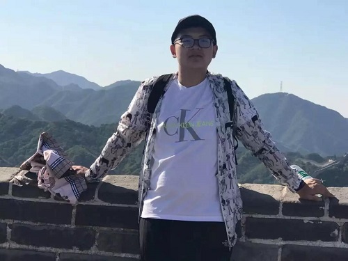 戴嘉昊生活照