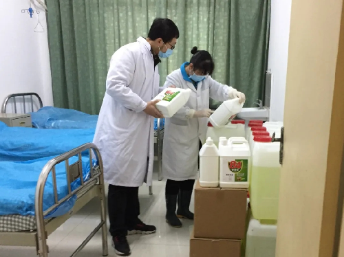 验收防疫物资