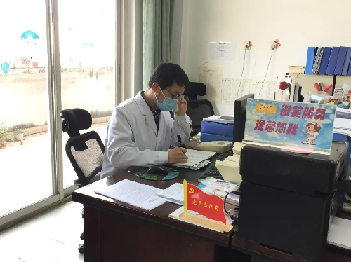 图为陈君程
