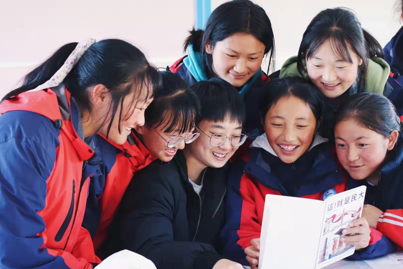 西南民族大学“格桑花”研究生支教团荣获第十三届中国青年志愿者优秀组织奖