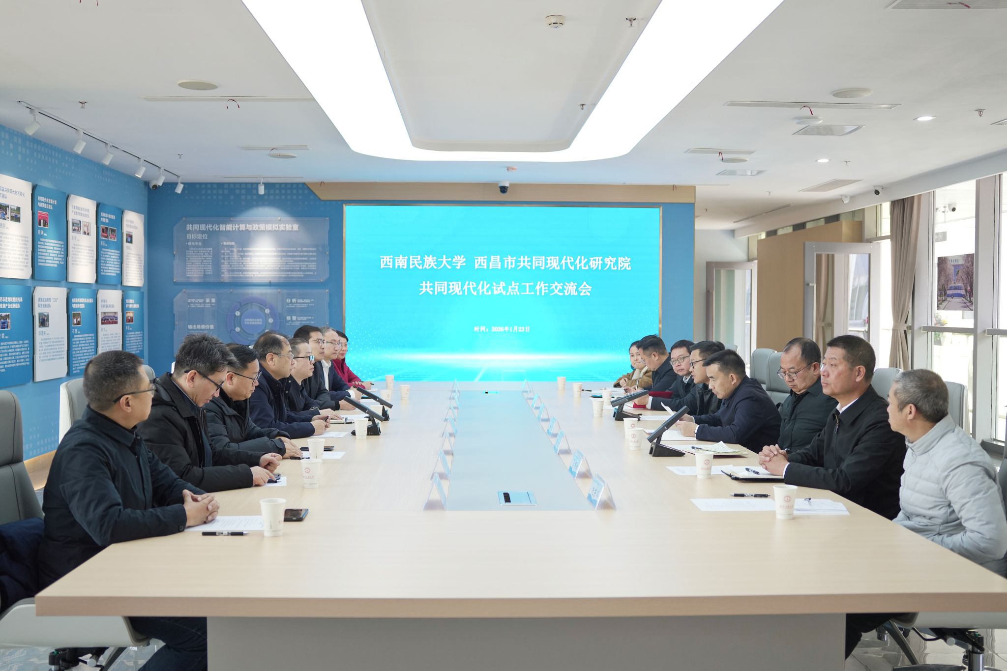 234e45512c56f5b4cef03f0e320a3ed2.jpg 234e45512c56f5b4cef03f0e320a3ed2.jpg