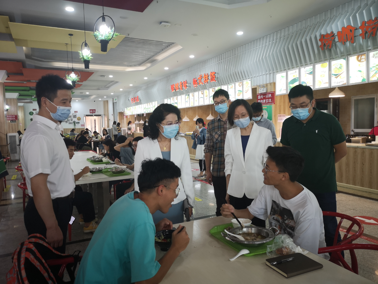 校纪委对校园安全和疫情防控责任落实情况开展专项督查